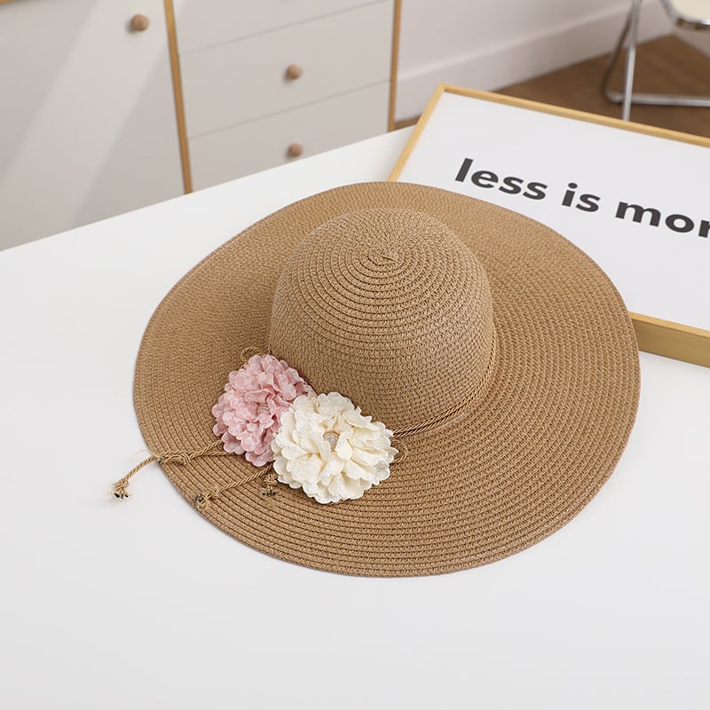 Fashionable Women's Straw Beach Hat